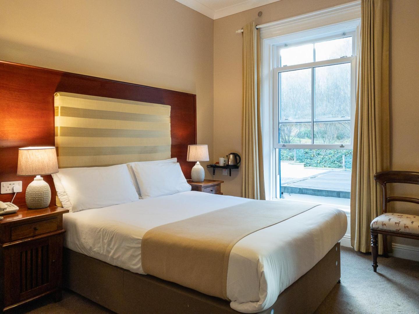 Hotel Leenane 3*